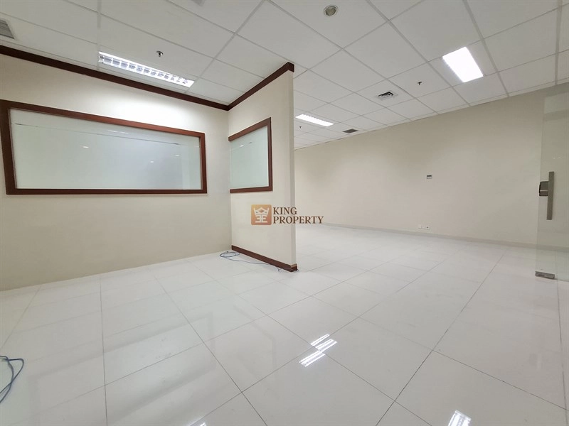 Neo Soho Full Renovasi! Disewa Small Office Soho Capital 137m2 Tanjung Duren 13 12