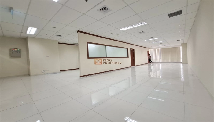 Neo Soho Full Renovasi! Disewa Small Office Soho Capital 137m2 Tanjung Duren 14 13