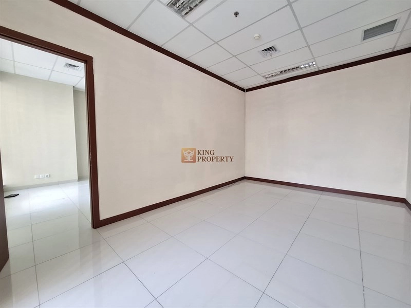 Neo Soho Full Renovasi! Disewa Small Office Soho Capital 137m2 Tanjung Duren 19 18