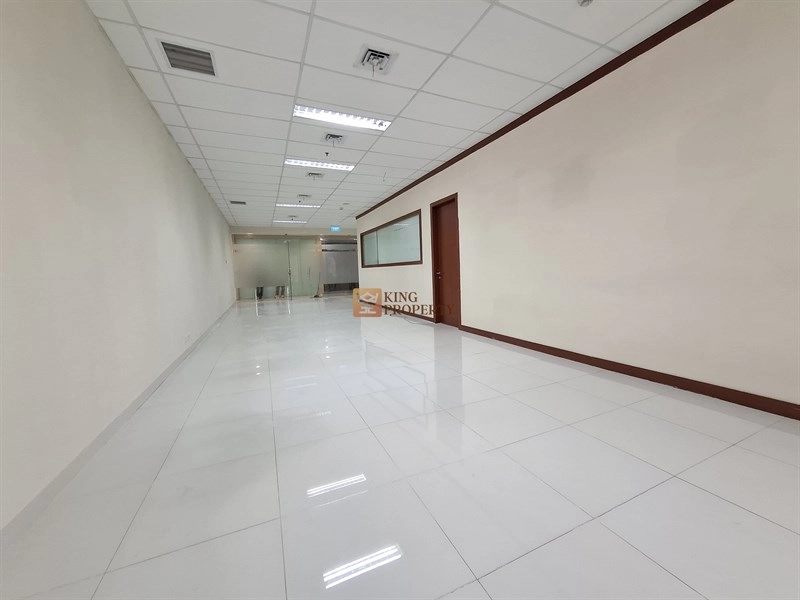 Neo Soho Full Renovasi! Disewa Small Office Soho Capital 137m2 Tanjung Duren 21 20