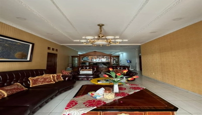 Jakarta Selatan Interior Classic! Dijual Rumah Kemang Timur 535m2 Terawat SHM  22 21