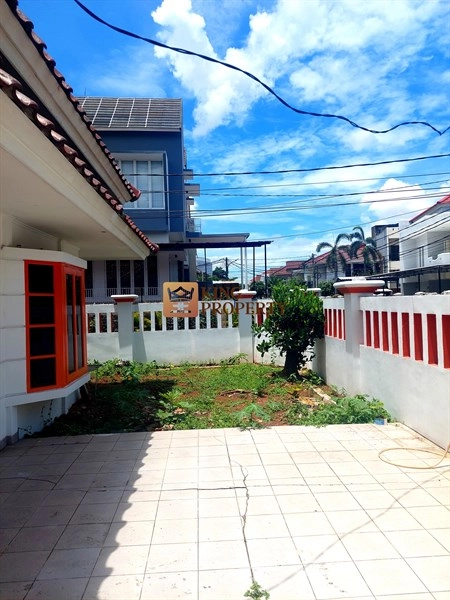 Jakarta Barat Rumah Hook! Disewa 261m2 Citra Garden 3 Sejuk Asri Rapi Terawat<br> 4 3