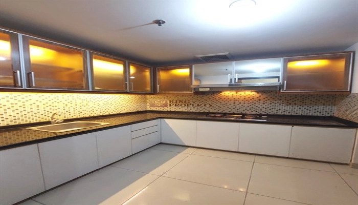 Central Park Interior! 3BR 127m2 Condominium Central Park Residence Diatas Mall 4 3