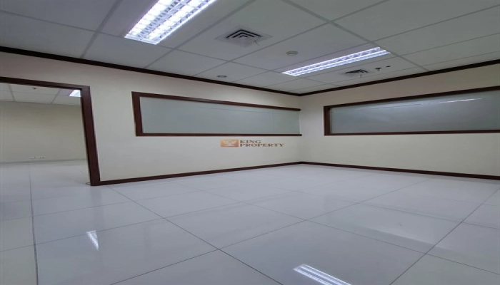 Neo Soho Full Renovasi! Disewa Small Office Soho Capital 137m2 Tanjung Duren 7 6