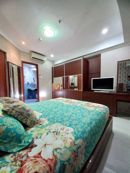 Royal Mediterania Fengshui Bagus! 2 Kamar Royal Mediterania Garden Furnish Interior  7 6