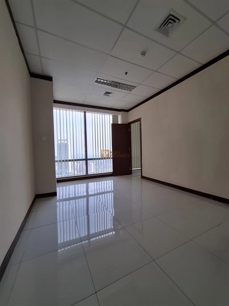 Neo Soho Full Renovasi! Disewa Small Office Soho Capital 137m2 Tanjung Duren 9 8