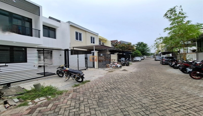 Jakarta Barat Bangunan Baru! Dijual Rumah Daan Mogot Baru Kintamani 2 Lantai  13 cover_2